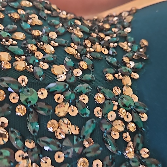 Size 8 emerald green rhinestone jersey prom dress Camille La Vie NWT - Picture 15 of 17